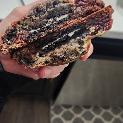 Red Velvet Oreo