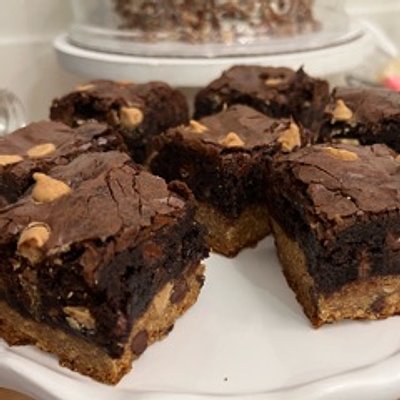 Peanut Butter Brookie (peanut butter Cookie Bottom) With Chopped Reese’s (dz)