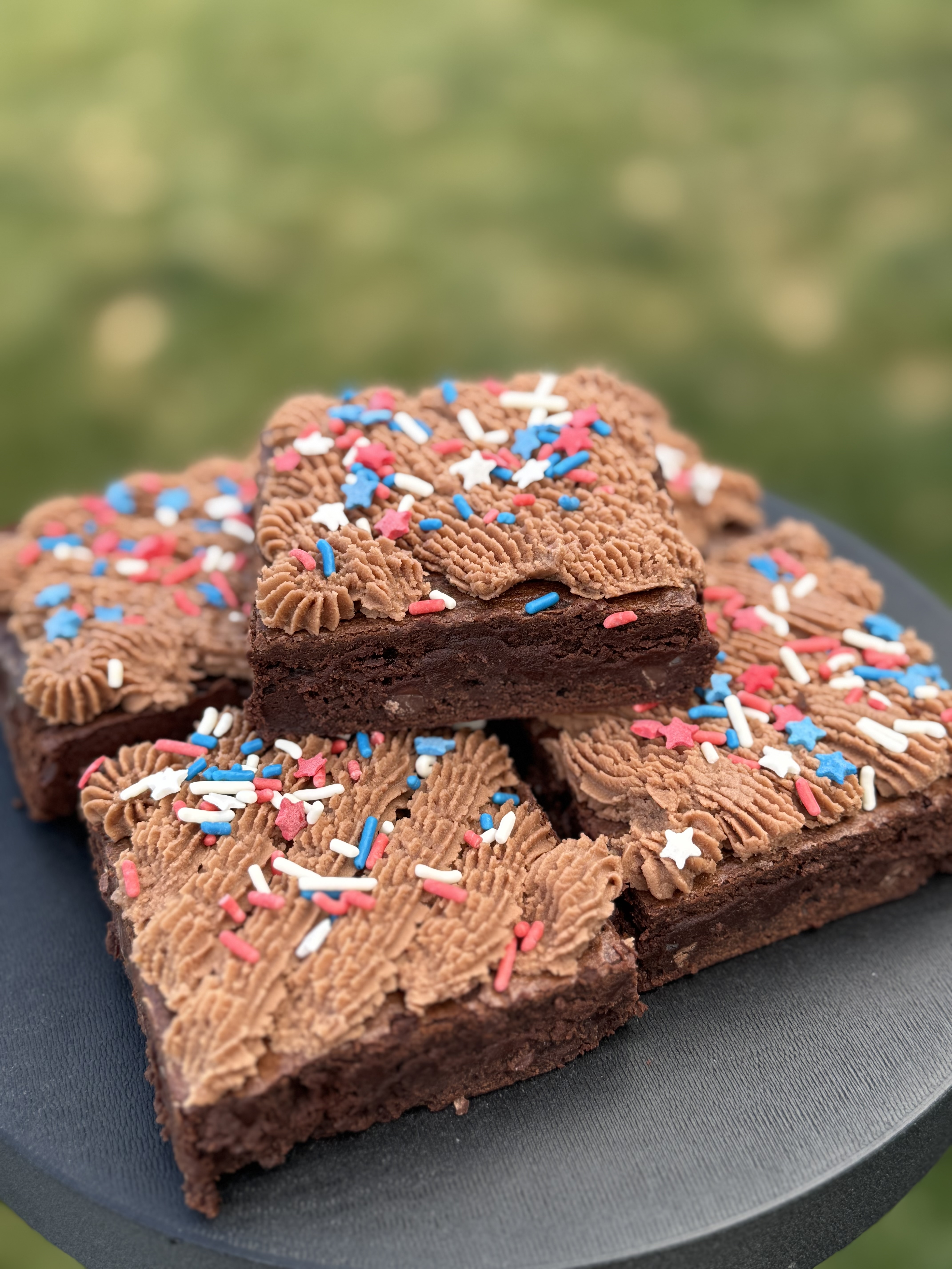 Frosted Chocolate Buttercream Brownie (12)
