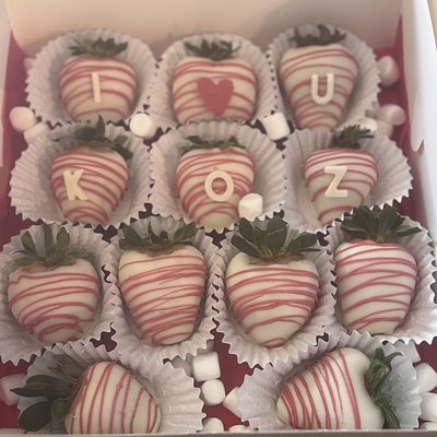 Dozen Chocolate Covered Strawberries