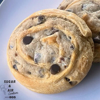 Chocolate Chip Croissant Swirl Cookies
