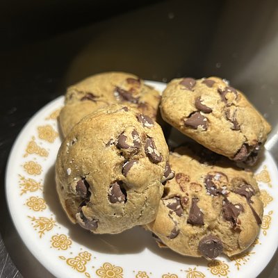 Chocolate chip cookies 