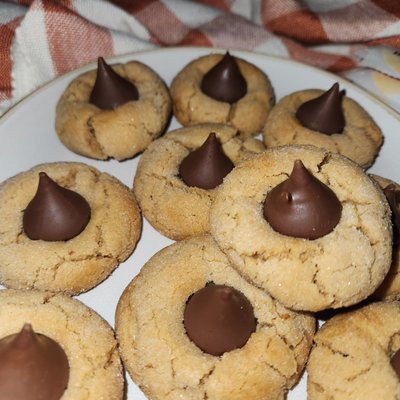 Peanut Butter Blossums