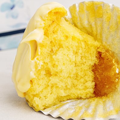 Lemon Cupcakes (1 Dozen)