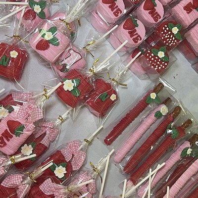 Individually Wrapped Treats 