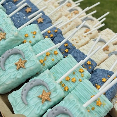 Halo Krispies- 1 Dozen Rice Crispy Treats 