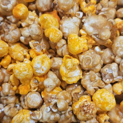 Cheddar Caramel Popcorn