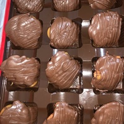 Hand Crafted Chocolate Pecan Turtles 