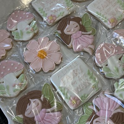 Sugar Cookies ( 1 Dozen- Price Varies On Design) 