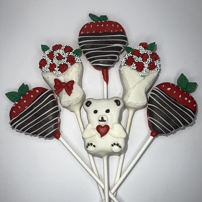 (12) Dozen Custom Cake Pops