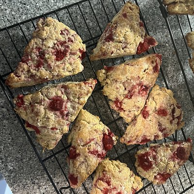 Raspberry Lemon Scones (4 Pack)