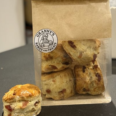 Granny’s Cherry Scones 