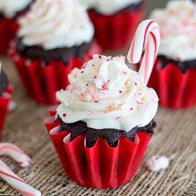 Spiked Peppermint Mocha Cupcakes 