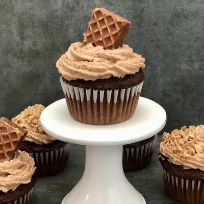 Nutty Buddy Cupcakes