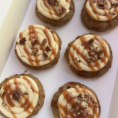 Caramel Pecan Banana Bread Cookies