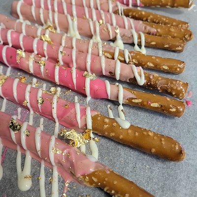 Chocolate Covered Pretzels 