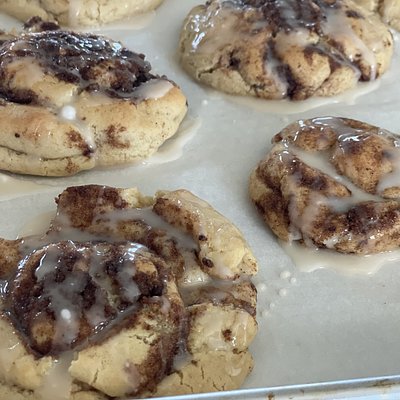 Cinnamon Roll Cookie