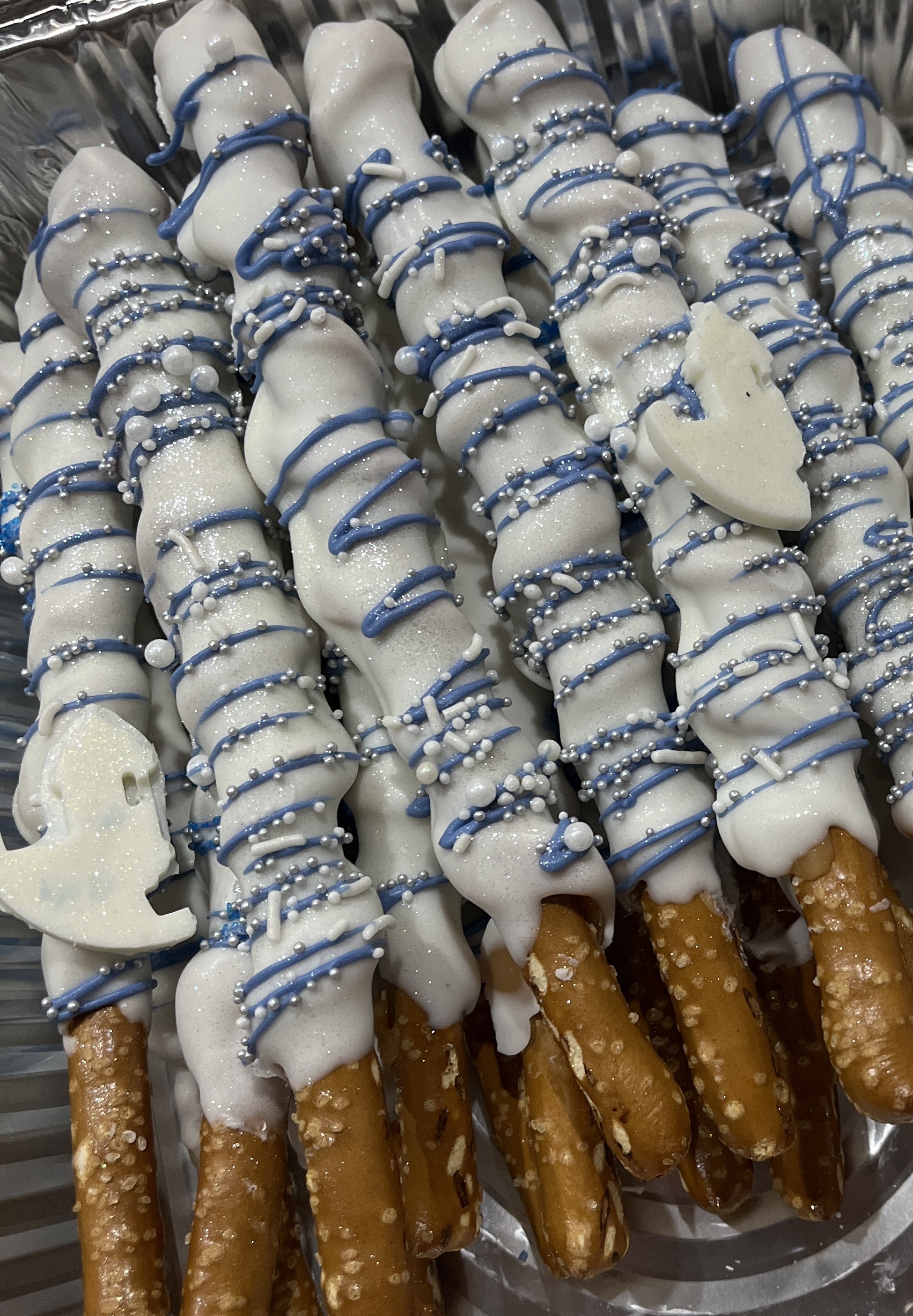 Salted Caramel Pretzel rods 