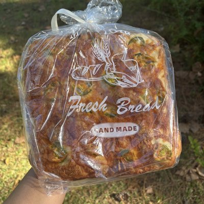 Jalapeño Cheddar Focaccia (Med)