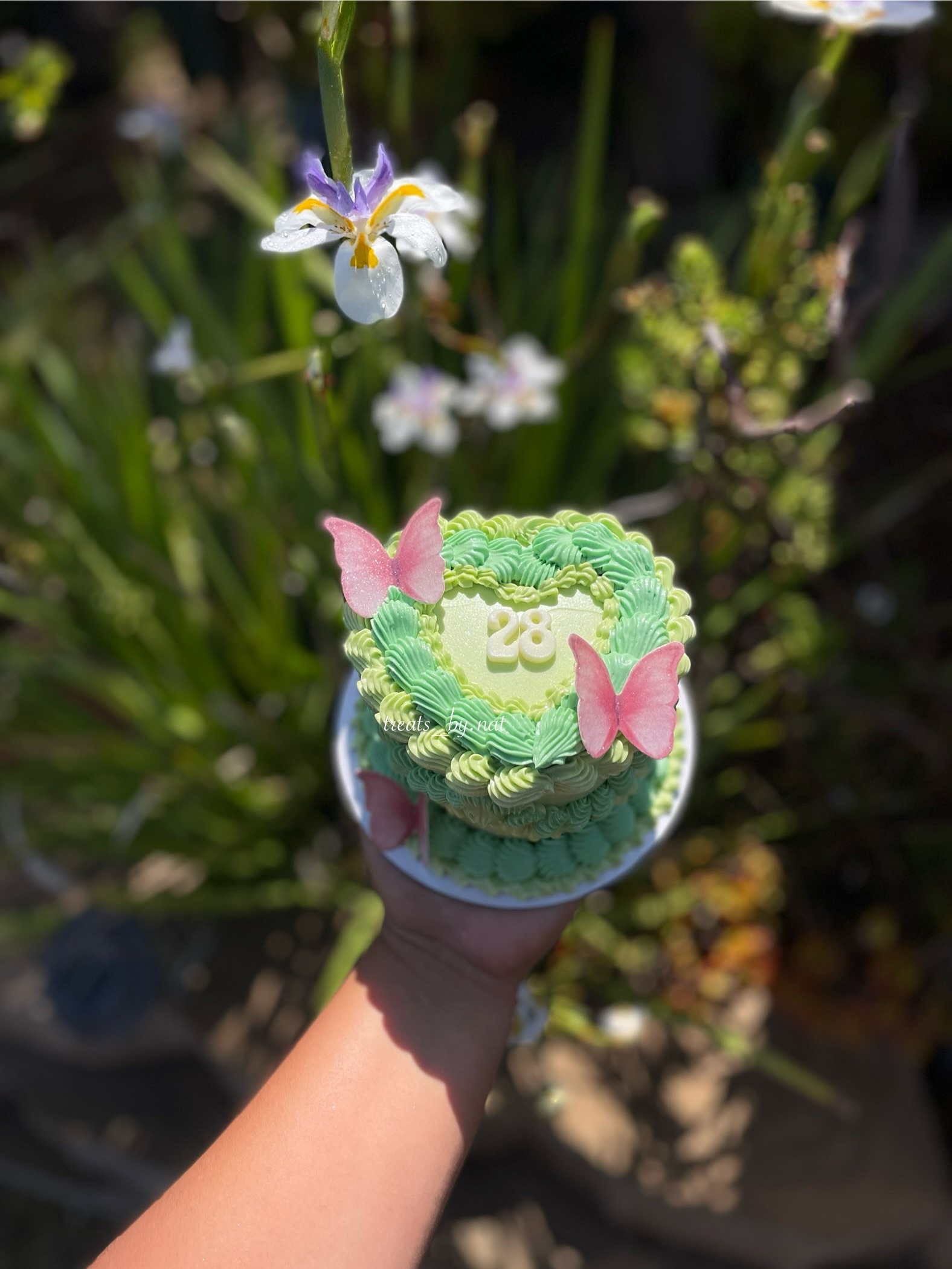 Mini 4” Cake