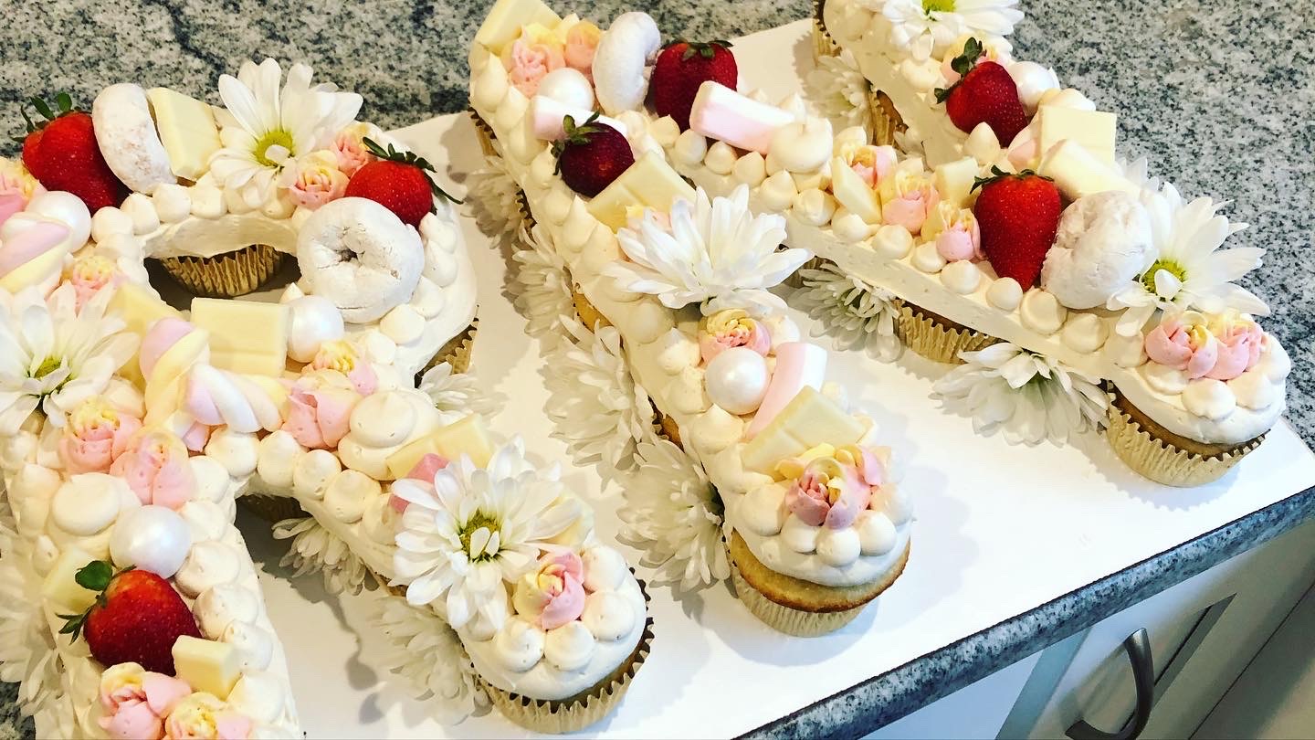 Cupcake Cake