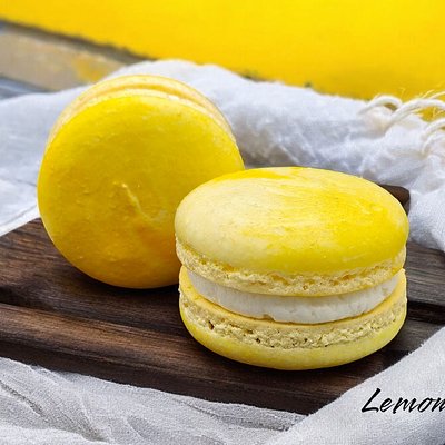Lemon Macaron