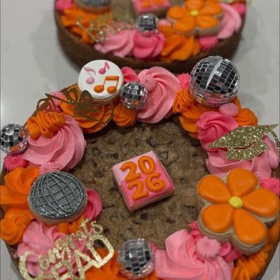 Cookie Cake 10” with 5 Custom Cookies
