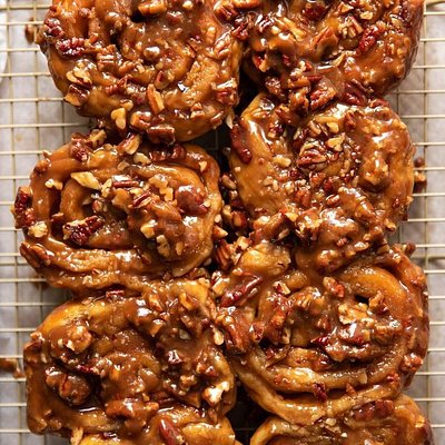 Pecan Sticky Buns (Dozen)**
