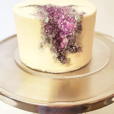 Single 8" Cake