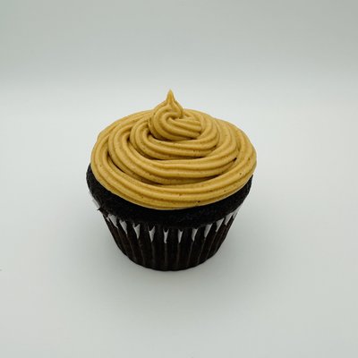 12 Chocolate Cupcakes w/ Peanut Butter Buttercream