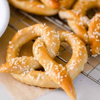 Sourdough Pretzels, Salted