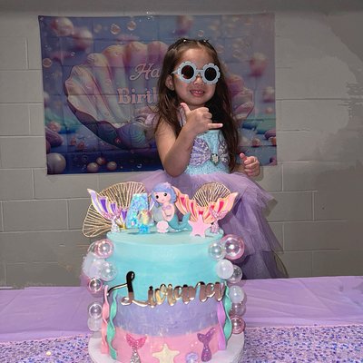 8in 3 Layer Round Cake