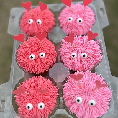 Love Bug Cupcakes (Sold By Dozen)