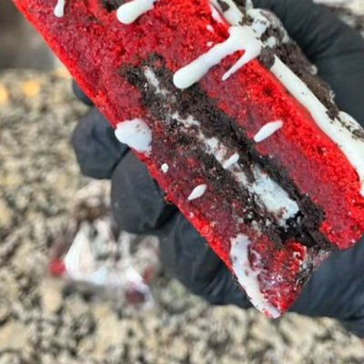 Red Velvet Brownie 