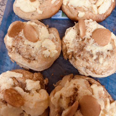 Banana pudding Cinnamon Rolls 