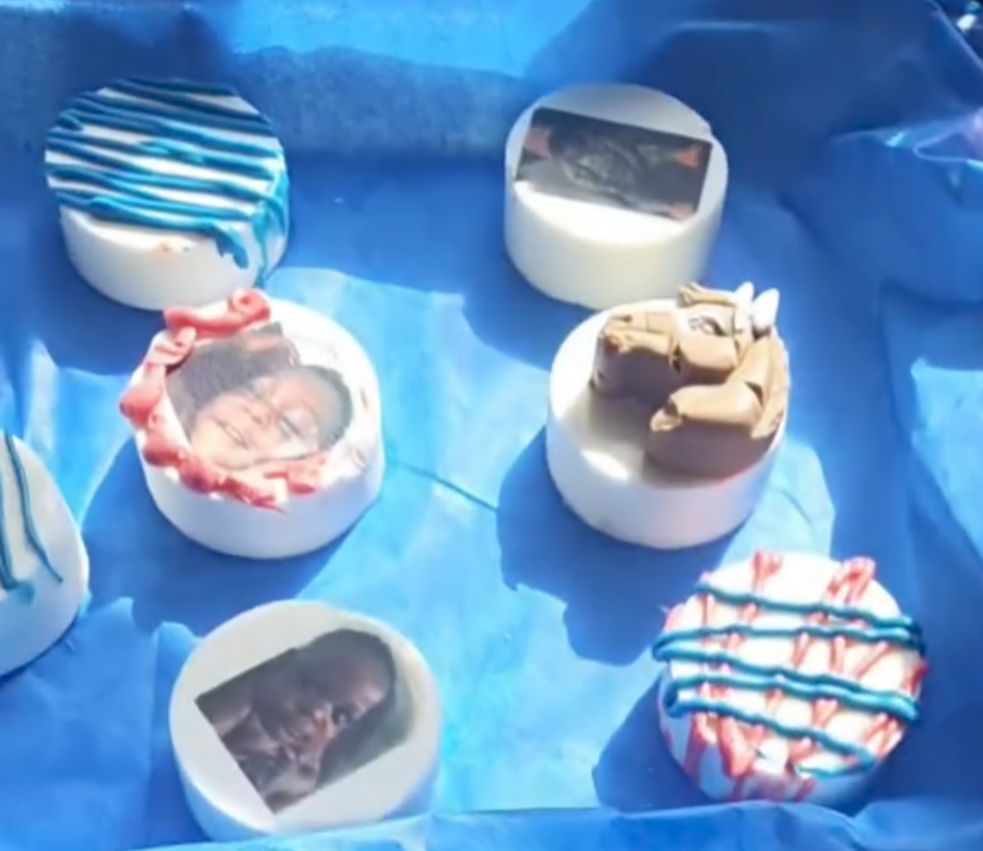 Chocolate Covered Oreos 