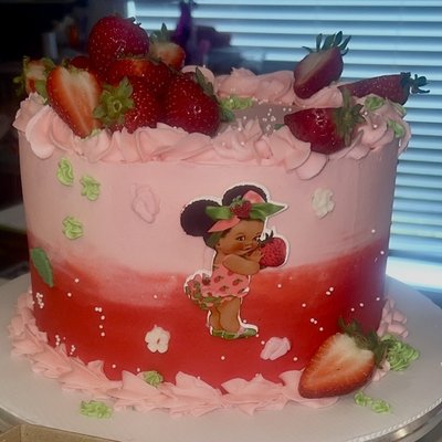 Character Themed Cakes (8”)