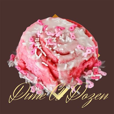 Valentine’s Day’Cinnamon Roll Top With Strawberry swirl