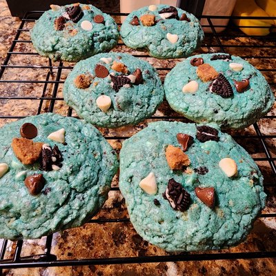Cookie Monster Cookies 