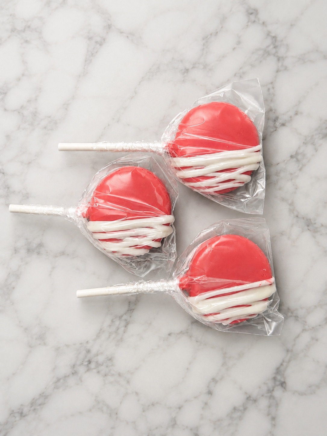 Red Velvet Cakepops