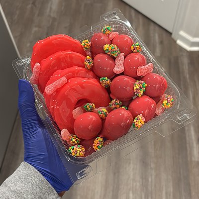 (S) Candied Grapes + Fruit