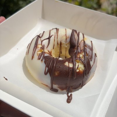 Marble Cheesecake Donut 