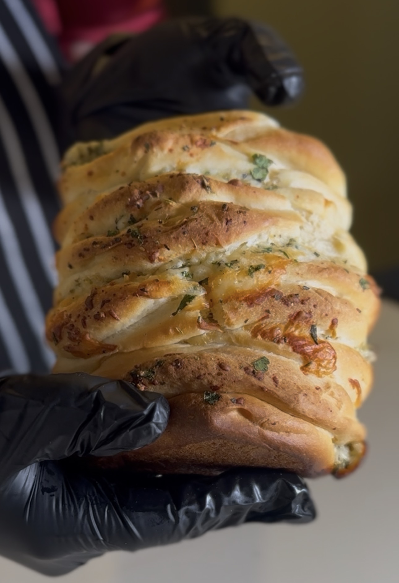 Cheesy Garlic Pull Apart Bread