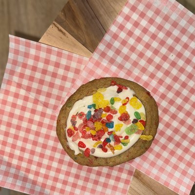 Fruity Pebbles Cookies 