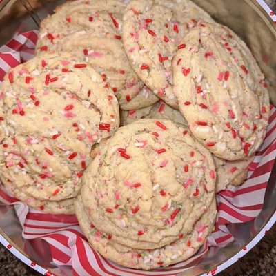Valentine Sprinkle Sugar Cookies (12)