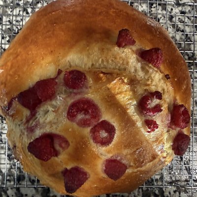 Sourdough Raspberry Cheesecake 