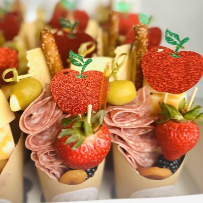 Charcuterie Cups (6 Minimum)