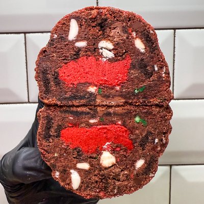 PAST FLAVOR - View Only🥲: Samantha’s Red Velvet Ganache Brownie ❤️🎄