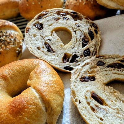 Cinnamon Raisin Sourdough Bagels