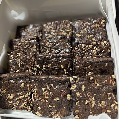 Brownie With Pecan Box